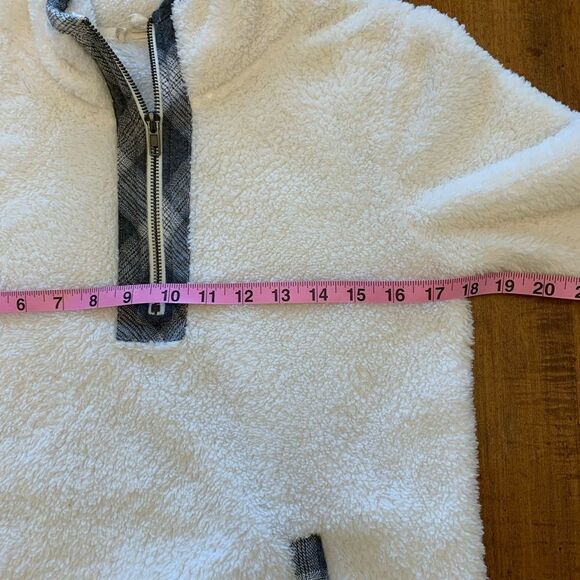 Hem + thread White Faux Fur Half Zip Pullover Gray Plaid Trim S - Picture 5 of 6